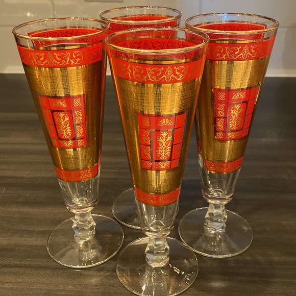 MCM vintage 60’s set of 4 Libbey’s Pilsner, beer, footed flutes, red & gold 10oz - Picture 8 of 17